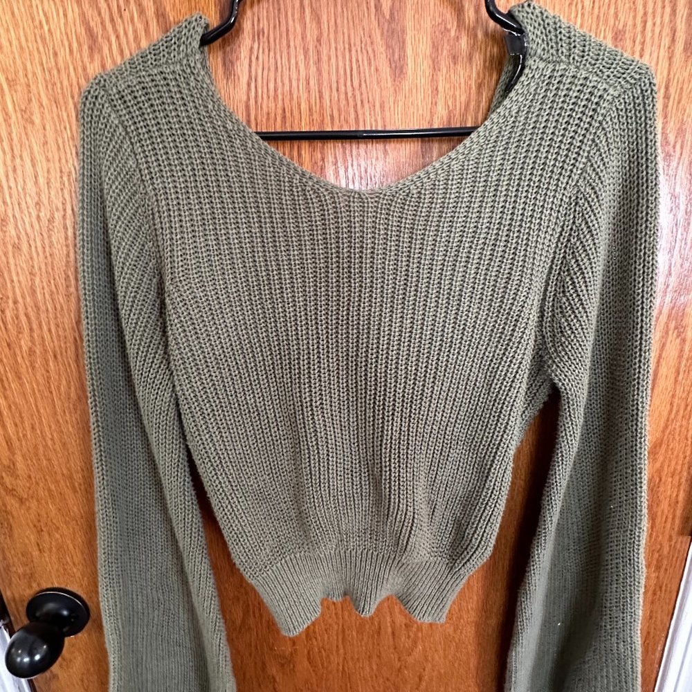 Lulu's Olive Green Twist Back Sweater